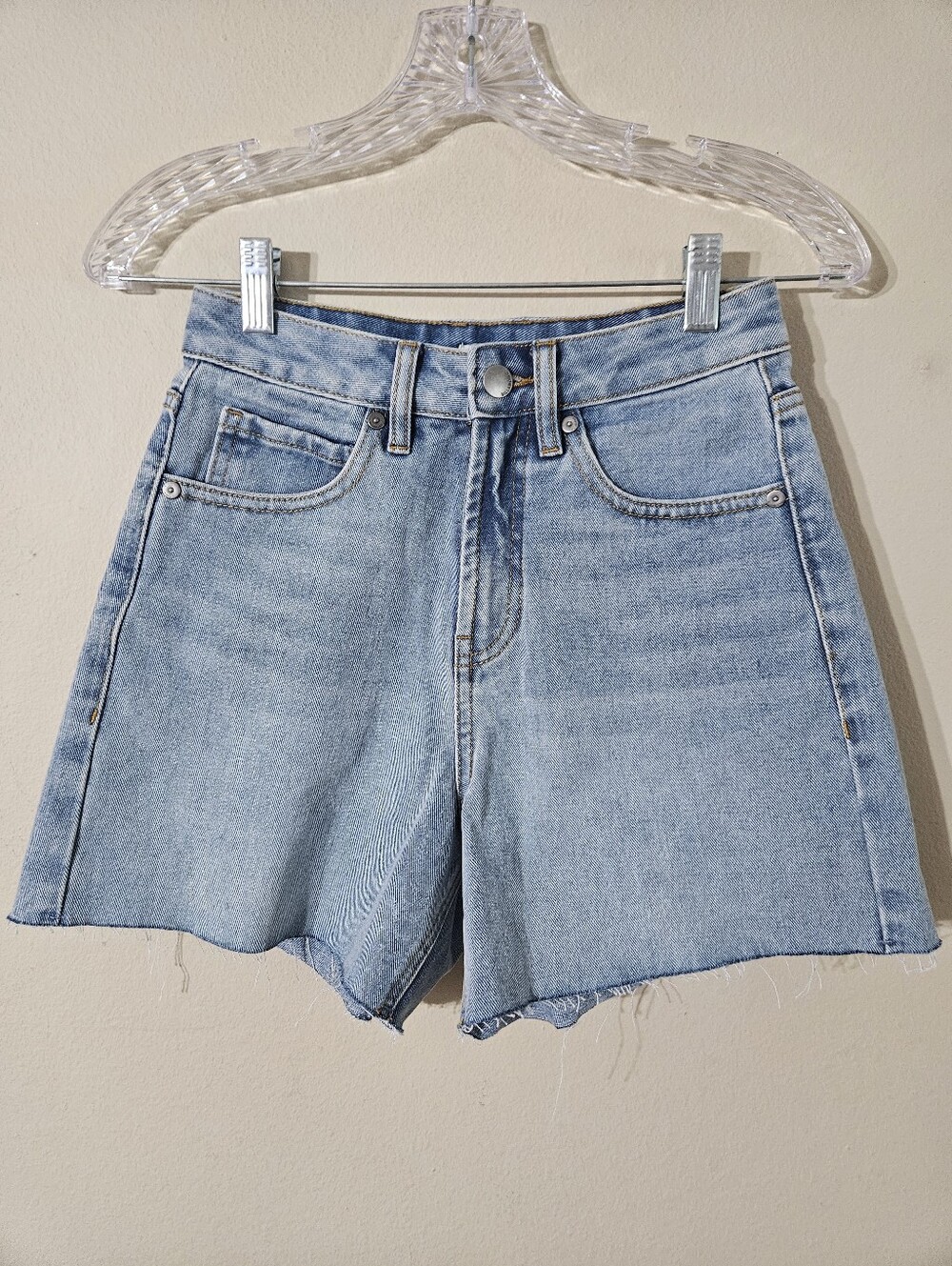 BillaBong Cutoff Jean Shorts Size 25
